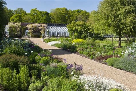 Somerleyton Hall Gardens - Great British Gardens