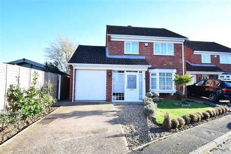 Chapman Close Kempston Bedford Mk42 3 Bed Detached House £335 000