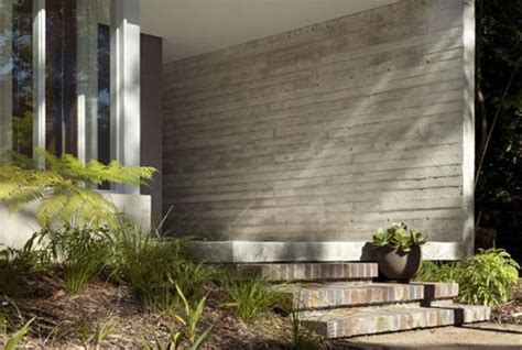 Building Exterior Stairs With Classy Bricks And Modern Tiles