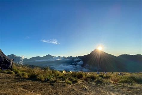 D N Rinjani Trekking Summit Lake And Hot Springs