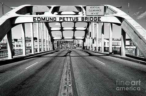 Edmund Pettus Bridge Photograph By Danny Hooks Fine Art America