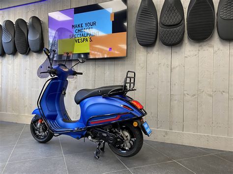 Vespa Sprint Blue Vivace Perry Scooters Haarlem