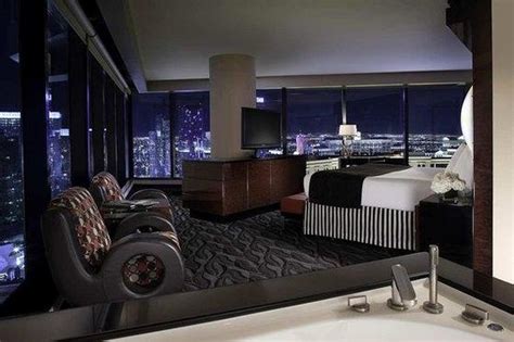 Hilton Elara 2 Bedroom Suite Floor Plan | www.resnooze.com