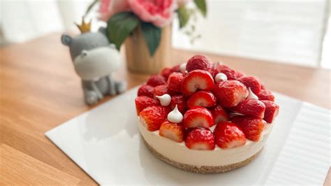 Strawberry Japanese Rare Cheesecake