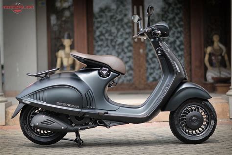 Vespa 946 Emporio Armani The Latest Edition Of The Most Expensive