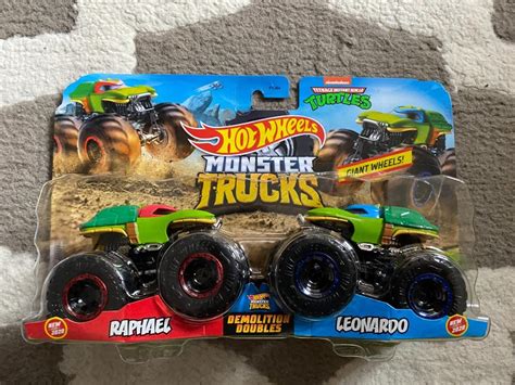 Hotwheels Monster Trucks Demolition Doubles Bone Shaker Hobbies And Toys Toys And Games On Carousell