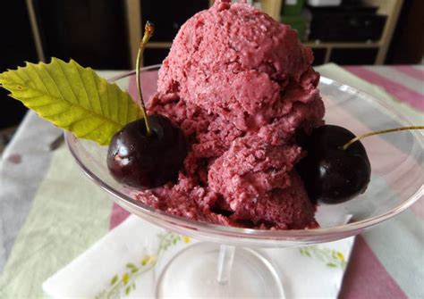 Helado De Cerezas Yogur Griego Y Queso Mascarpone De Emma Receta De