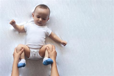 Comment aider bébé à faire caca Areu Bébé