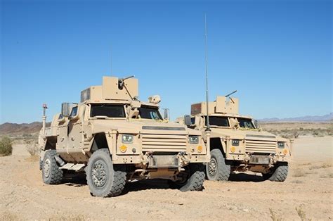 Three JLTVs Contend for US Military Humvee Replacement Duties