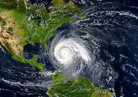 El Caribe bajo amenaza de ciclón tropical