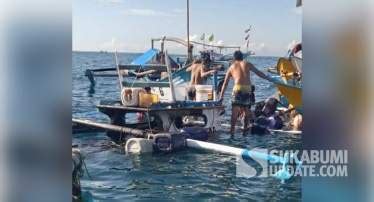 Perahu Nelayan Sukabumi Karam Diterjang Ombak Laut Agrabinta 1 ABK