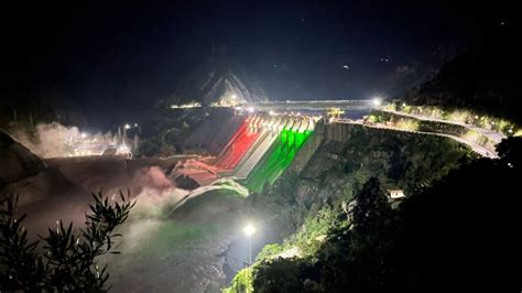 Jammu and Kashmir | Salal Dam in Reasi district of Jammu & Kashmir illuminated in Tricolour on ...