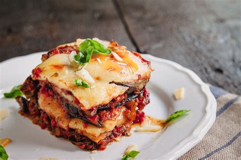 Aubergines à la Parmigiana étonnement simple et savoureuse