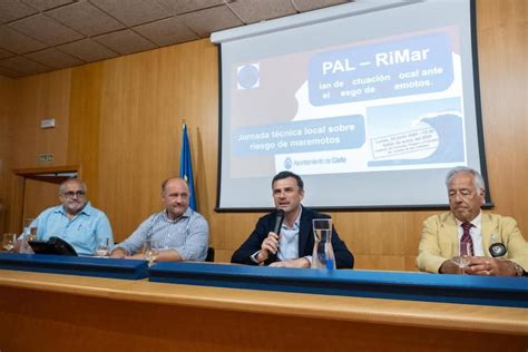 Cádiz se prepara para la llegada de un maremoto Jornada técnica en el Ifef