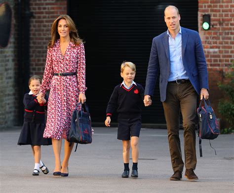 Esta Es La Foto Que Kate Middleton Y Guillermo Han Enviado Por Correo A