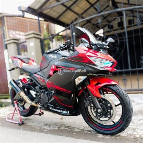 Motor Kawasaki Ninja 250Fi ABS SE MDP 2018 Red Bekas Pajak Hidup Di