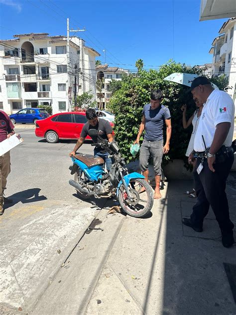 Motociclistas Se Accidentan En Avenida Las Torres Reporte Diario