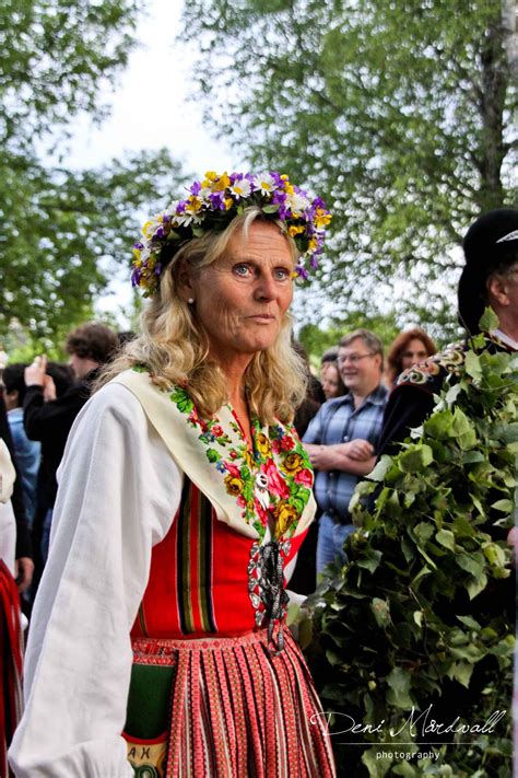 Travel Theme Tradition Swedish Midsummer Celebration Swedish Clothing Swedish Dress