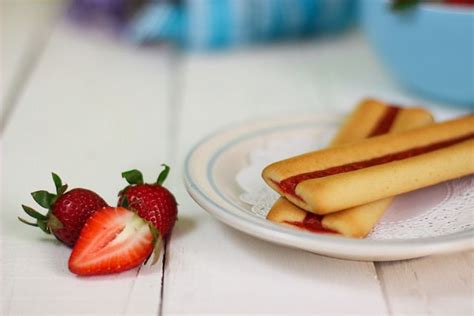 Barritas De Fresa Favorite Recipes Recipes Food