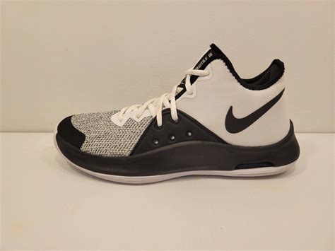 Sharp Mens Nike Air Versitile Basketball Shoes S Gem