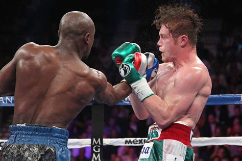 [Photos] Mayweather Dismantles Canelo, Garcia Takes Apart Matthysse