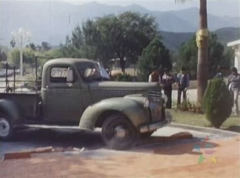 Imcdb Org Chevrolet Ton Pickup In El Traficante