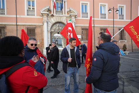 Presidio Dei Sindacati In Piazza Del Popolo Per Dire Basta Alle Morti