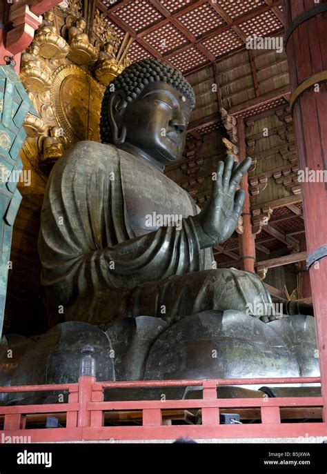 Todaiji Temple Nara Hi Res Stock Photography And Images Alamy