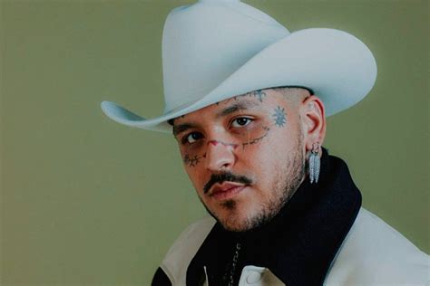 Christian Nodal Centro Rehabilitaci N Aconsejado Por Pepe Aguilar