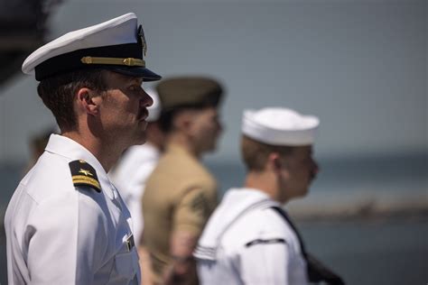 Dvids Images Marines And Sailors Aboard Uss New York Man The Rails