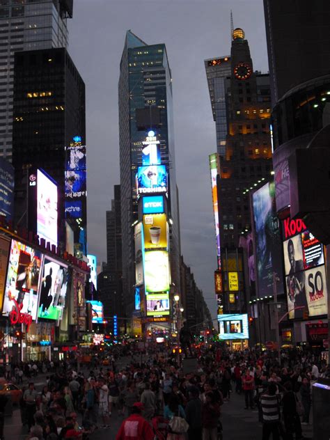 Fotos Gratis La Carretera Calle Noche Times Square Nueva York Multitud Paisaje Urbano