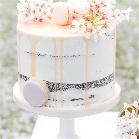 25 Creative Cherry Blossom Wedding Cakes