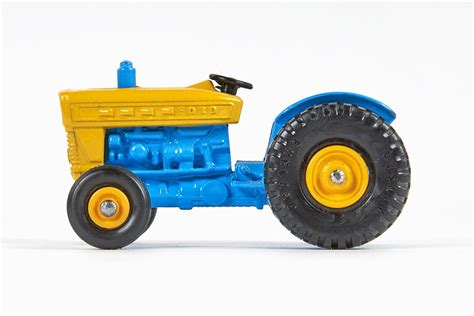 Matchbox 39 Ford Tractor