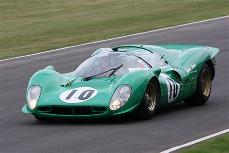 Ferrari 330 P4 Replica - Chassis: 0900 - 2006 Goodwood Revival