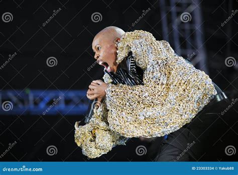 Skin of Skunk Anansie editorial stock image. Image of live - 23303334