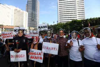 Aksi Teatrikal Kampanye Damai Pilkada Dki Jakarta Datatempo