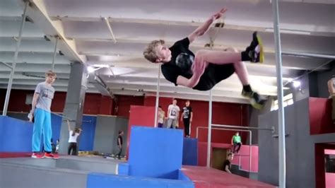 Parkour And Freerunning Gym Adventures Youtube