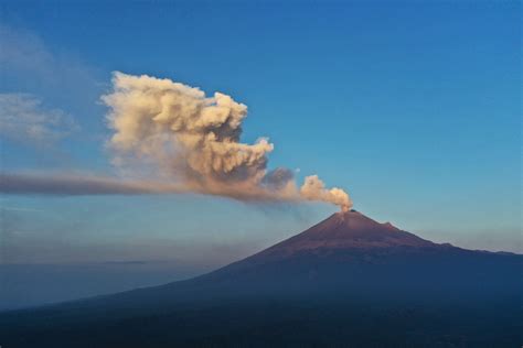 Mexico S Popocatepetl Volcano Spewing Ash And Gas