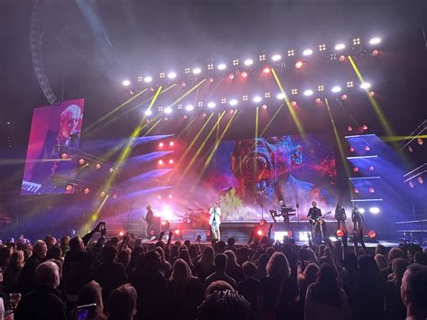 SanDiegoVille: REVIEW: Duran Duran Prove Endurance Is The Ultimate Flex