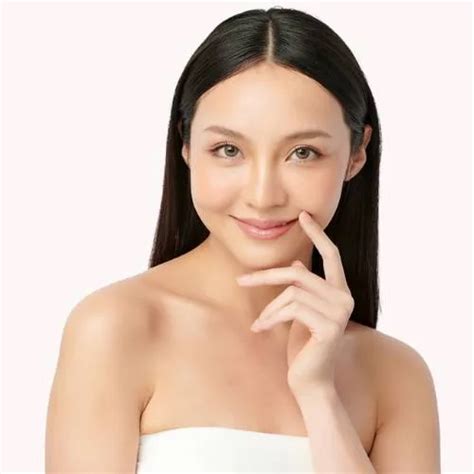 V Shaped Face Slimming Face Kowayo Aesthetic Clinic Singapore