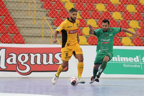 A Um Passo Da Final Da Supercopa De Futsal Magnus Recebe Minas LNF