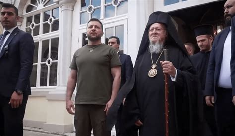 E Jour De Guerre En Ukraine Zelensky Et Le Patriarche De