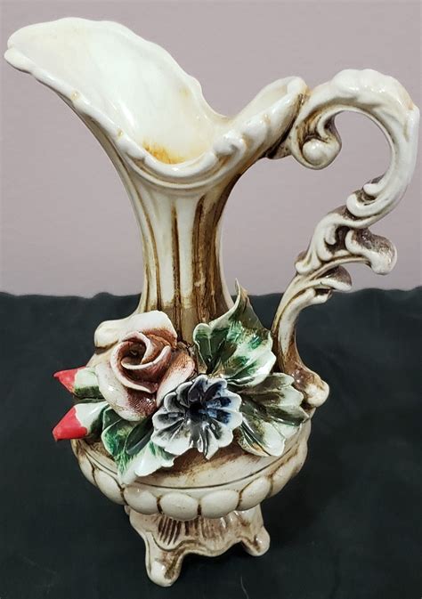 Vintage CAPODIMONTE 6 3 4 Small Porcelain Decorative Footed Vase