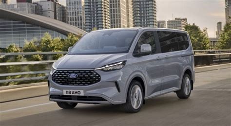 Ford Tourneo Titanium X Lwb Price Specifications Carexpert