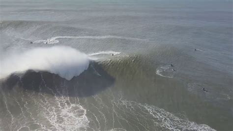 Les Plus Grandes Vagues Du Monde Film Es Par Un Drone Nazar Au