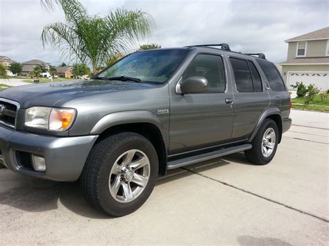 2004 Nissan pathfinder interior photos