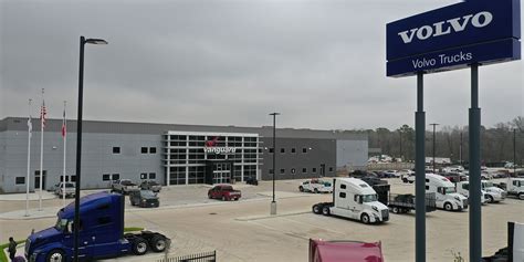 Mack, Volvo dealer Vanguard Truck Center invests in new Houston dealership