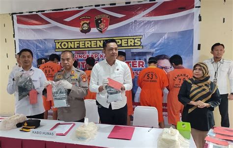 Polda Sumsel Gagalkan Penyelundupan Ton Batubara Ilegal Orang