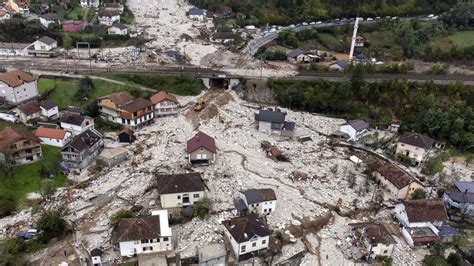 Rieke Neretva Hroz Katastrofa Po Povodniach V Bosne Ju Zaplavil Odpad