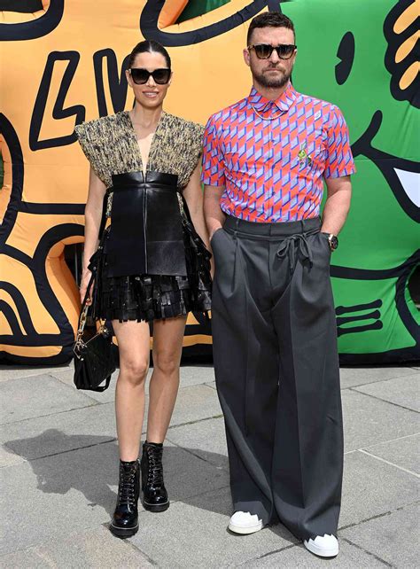 Justin Timberlake and Jessica Biel at Paris Fashion Week [PHOTOS]